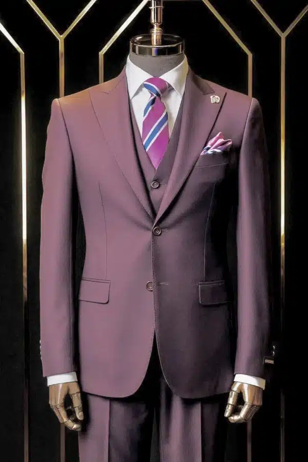 Costume De Mariage Couleur Aubergine